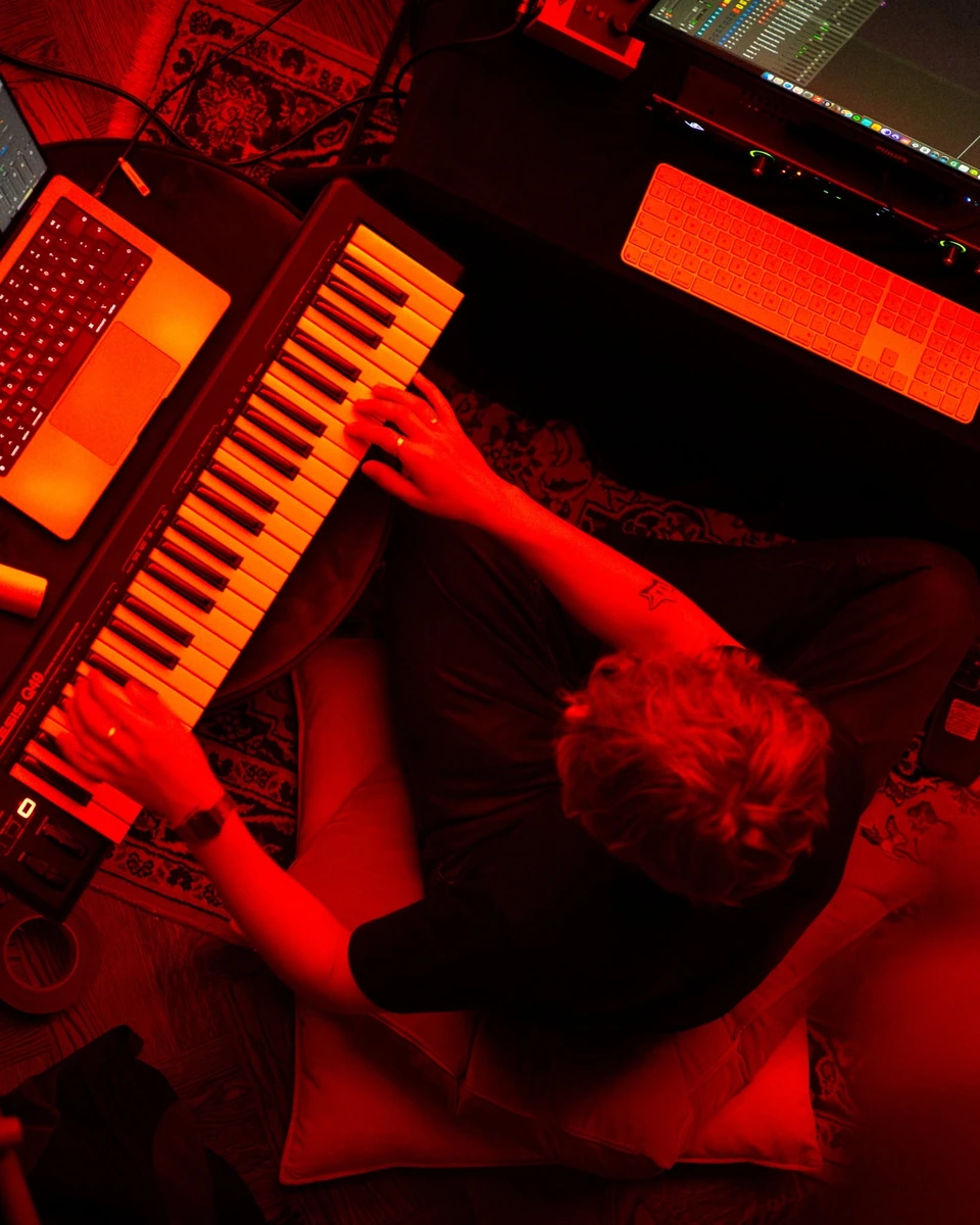 A performer at the keyboards during Sleep Event
