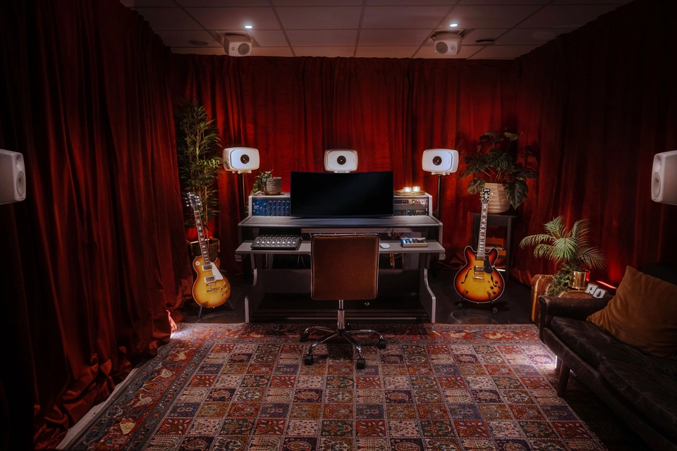 Studio 3